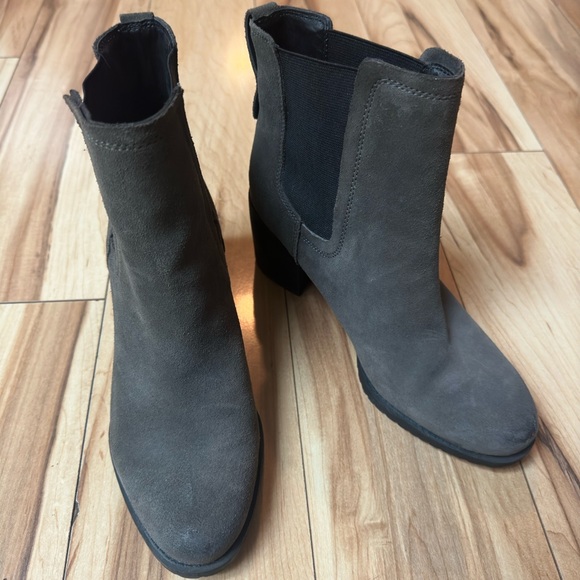 Sam Edelman Grey Suede Boots 8.5 - Picture 6 of 7